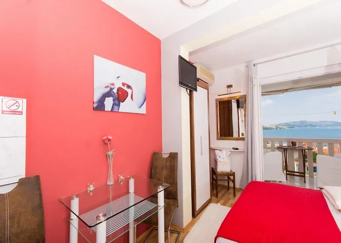 Stil - With Balcony And Sea View 103 تروغير
