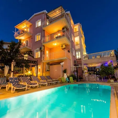 Apartmán Stil - With Balcony And Sea View 103 *